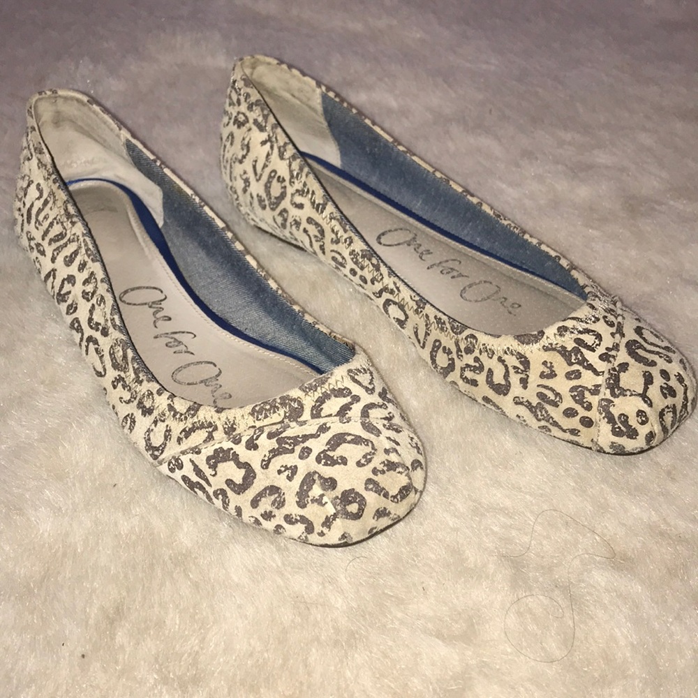 Toms Leopard Print Ballet Flats